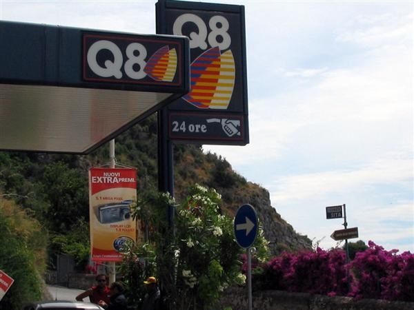 Stazione di servizio Bar Q8 Praiano Costiera Amalfitana Italia Stazioni di Servizio e Rifornimento in Conca dei Marini Costiera Amalfitana Campania - Locali d'Autore